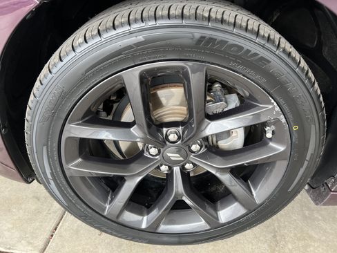Used 2022 Dodge Charger SXT w/ Blacktop Package RWD image 8