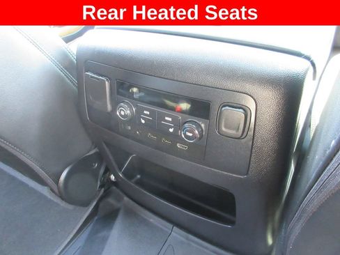 Used 2020 GMC Yukon Denali w/ Denali Ultimate Package AWD/4WD image 30