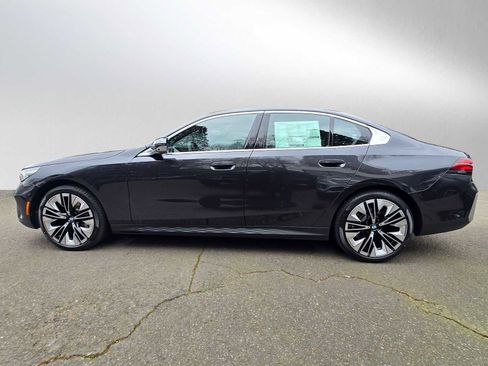 New 2026 BMW 530i xDrive AWD/4WD image 6