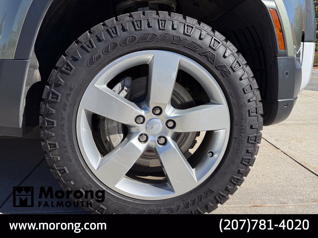 Used 2024 Land Rover Defender 110 S AWD/4WD image 8