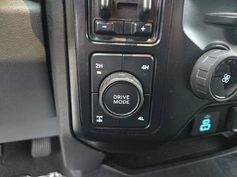 Certified 2024 Ford F350 XLT w/ FX4 Off-Road Package image 31