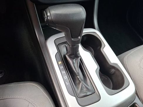 Used 2018 Chevrolet Colorado LT w/ Safety Package RWD image 14