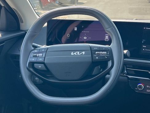 Certified 2025 Kia EV6 Light RWD image 16