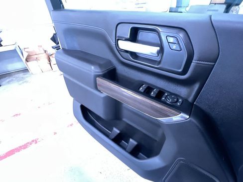 Used 2022 Chevrolet Silverado 2500 LT w/ All Star Edition AWD/4WD image 31