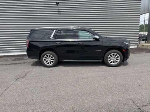 Used 2021 Chevrolet Tahoe Premier RWD image 4
