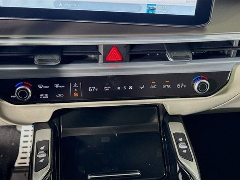 New 2026 Kia Sorento SX Prestige image 18