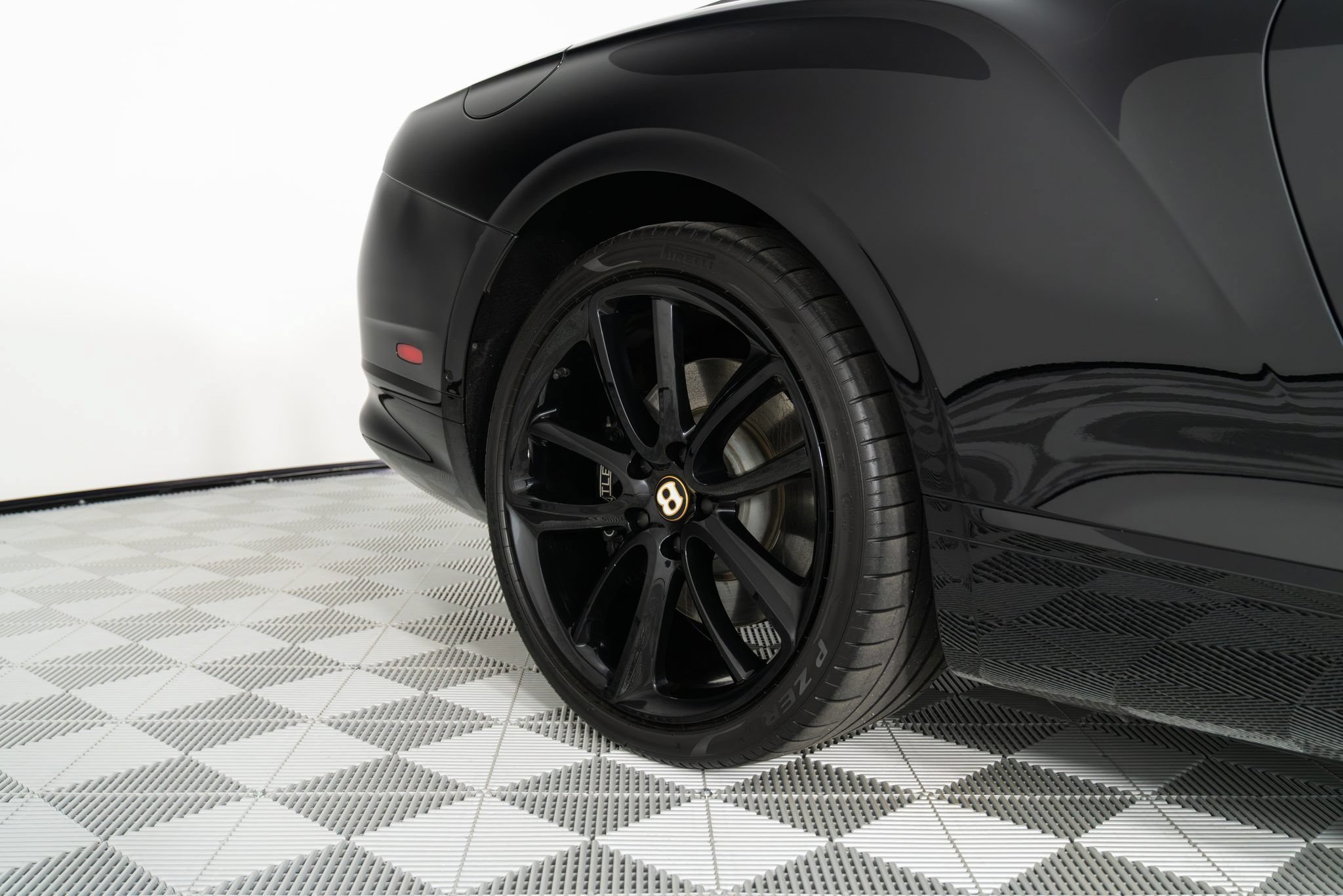 Used 2020 Bentley Continental GT V8 First Edition AWD/4WD image 29