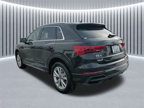 Used 2025 Audi Q3 2.0T Premium image 5