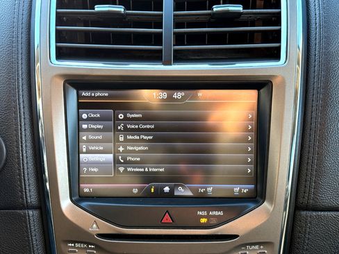 Used 2014 Lincoln MKX AWD w/ Equipment Group 102A image 65