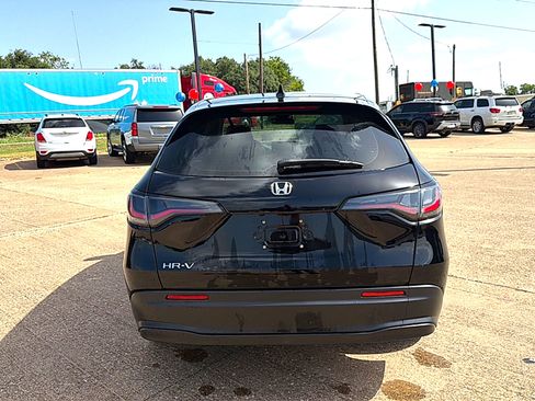Used 2024 Honda HR-V LX image 5