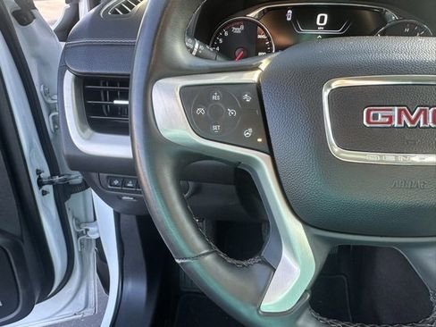 Used 2024 GMC Terrain Denali image 5