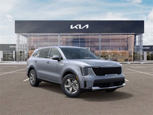 Certified 2025 Kia Sorento LX image 8