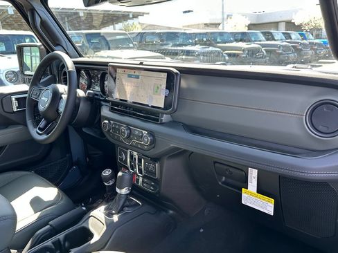 New 2026 Jeep Gladiator Mojave AWD/4WD image 14