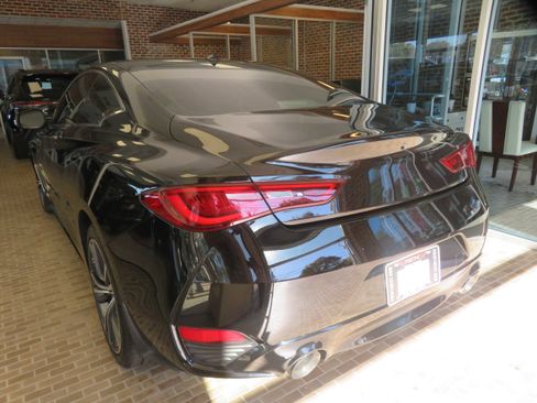 Used 2018 INFINITI Q60 3.0t Luxe image 6