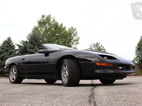 Used 1997 Chevrolet Camaro SS w/ SS Alteration Pkg image 22