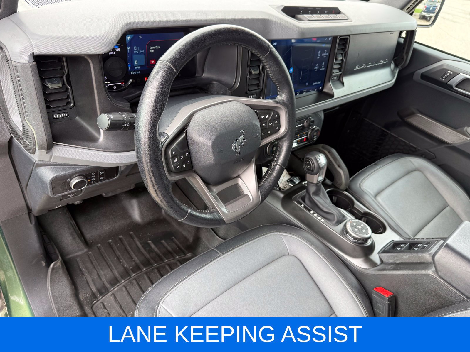 Used 2023 Ford Bronco Everglades AWD/4WD image 18