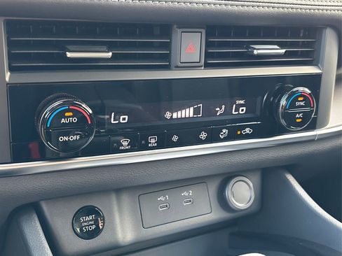 New 2026 Nissan Rogue SV image 18