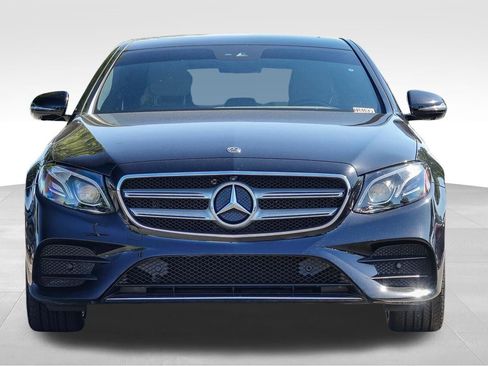Used 2019 Mercedes-Benz E 300 image 2