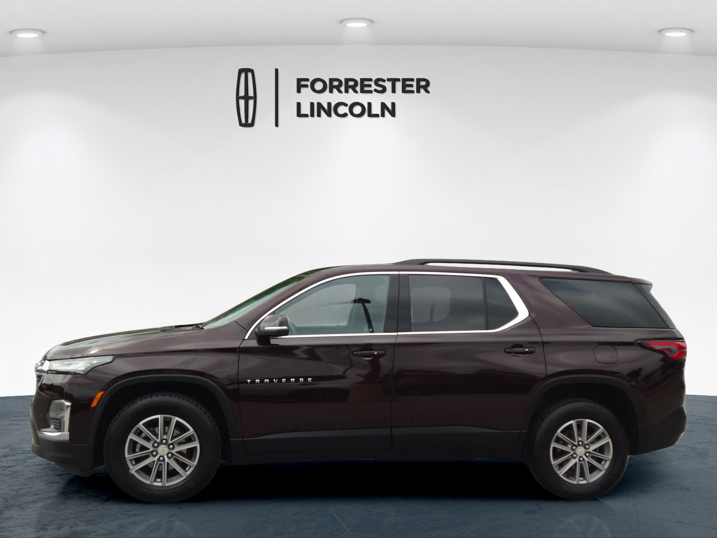 Used 2023 Chevrolet Traverse LT AWD/4WD image 6