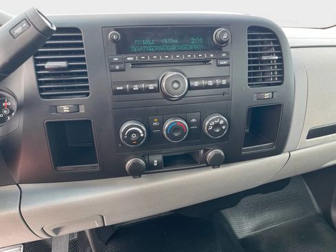 Used 2012 Chevrolet Silverado 1500 W/T image 10