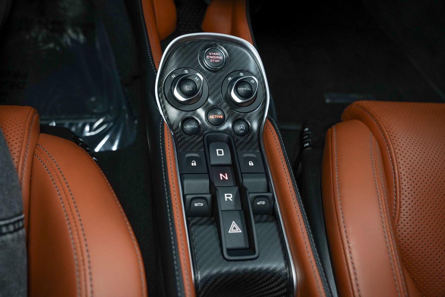 Used 2017 McLaren 570S RWD image 40