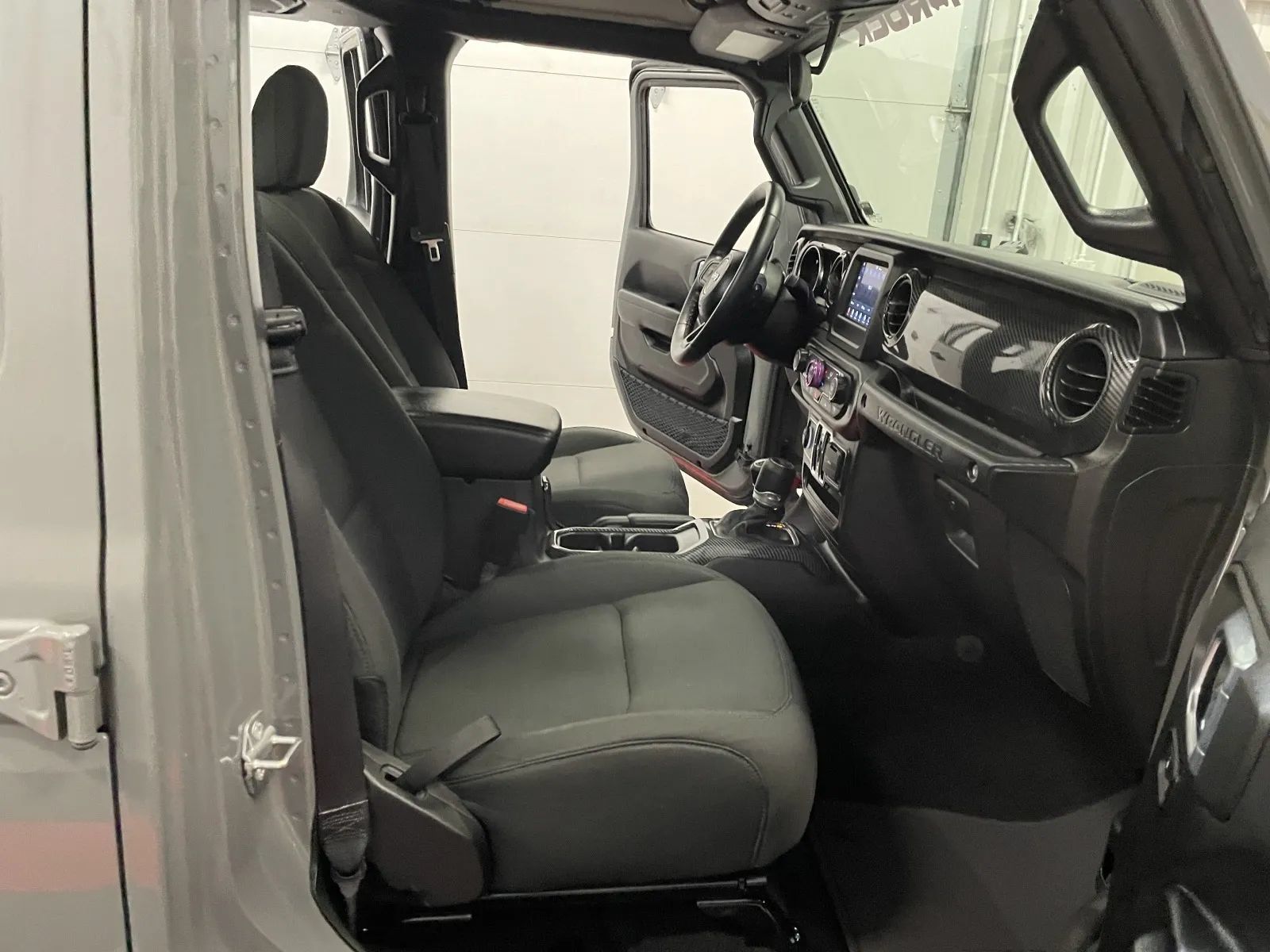 Used 2021 Jeep Wrangler Unlimited Sport AWD/4WD image 43