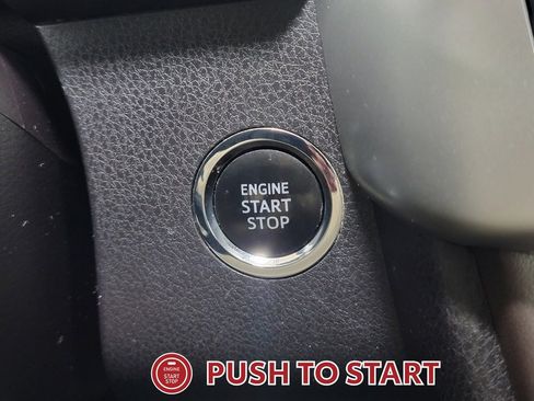 Used 2016 Toyota Highlander XLE image 20