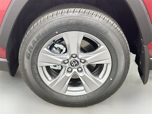 New 2025 Toyota RAV4 LE image 8