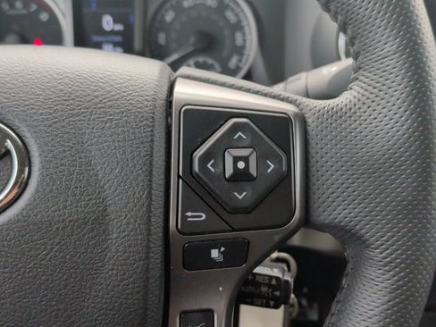 Used 2021 Toyota Tacoma SR5 RWD image 16