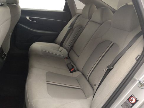 Used 2020 Hyundai Sonata SEL w/ Convenience Package FWD image 18