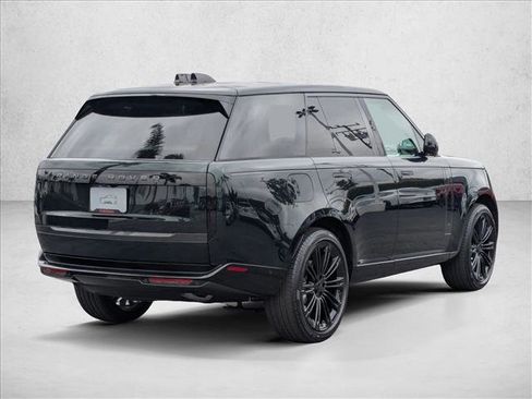 New 2026 Land Rover Range Rover SE AWD/4WD image 2