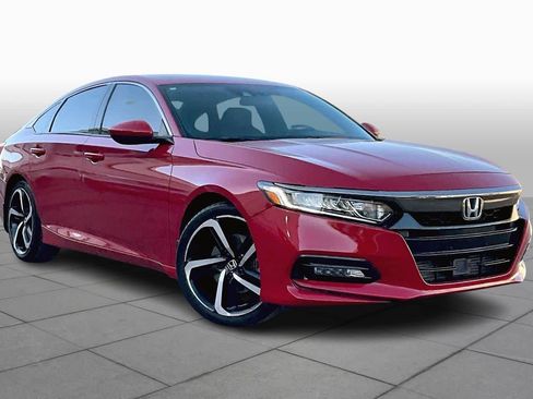 Used 2019 Honda Accord Sport image 2