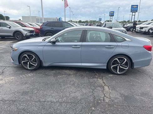 Used 2022 Honda Accord Sport image 2