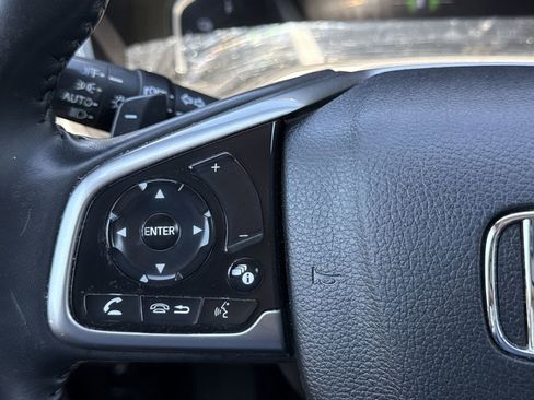 Used 2022 Honda CR-V Touring image 21