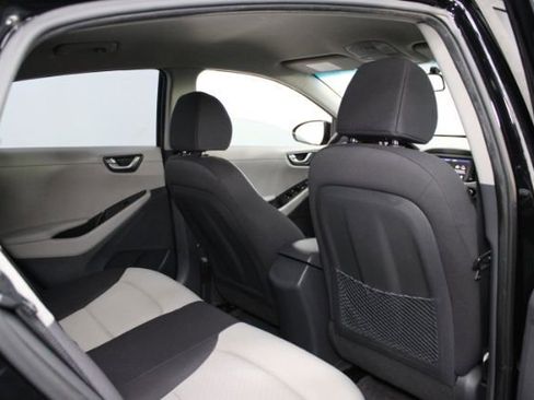 Used 2017 Hyundai Ioniq SEL image 22