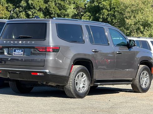 Used 2024 Jeep Wagoneer 4WD w/ HD Trailer Tow Package image 4