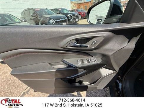 New 2026 Chevrolet Trax RS w/ Driver Confidence Package FWD image 9