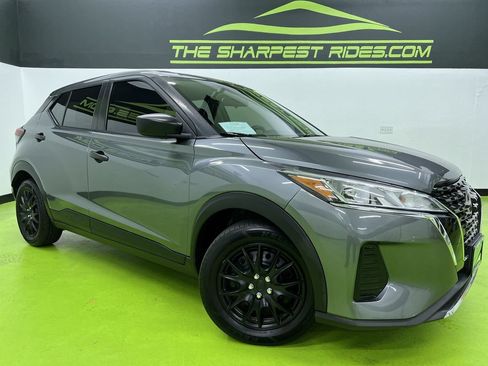 Used 2023 Nissan Kicks S FWD image 1