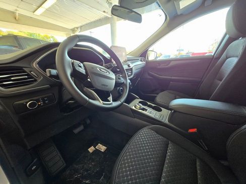 New 2025 Ford Escape Active w/ Cold Weather Package image 10