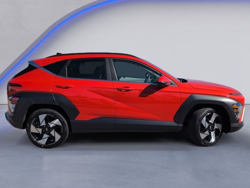 New 2026 Hyundai Kona Limited FWD image 3
