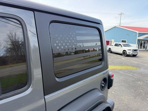 Used 2020 Jeep Wrangler Unlimited Sport image 11