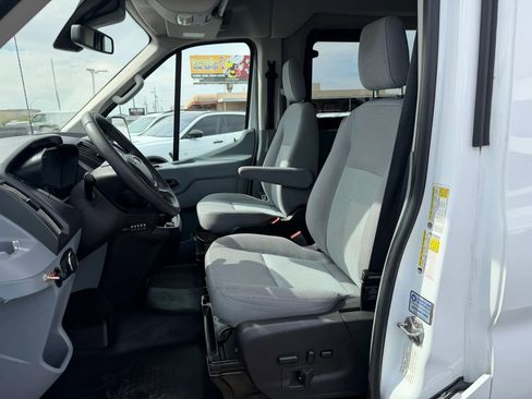 Used 2018 Ford Transit 350 XL image 14