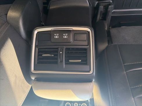 Used 2022 Subaru Forester Limited AWD/4WD image 31