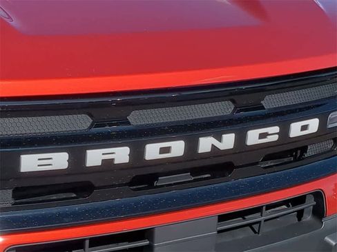 Used 2024 Ford Bronco Sport Outer Banks w/ Tech Package image 12