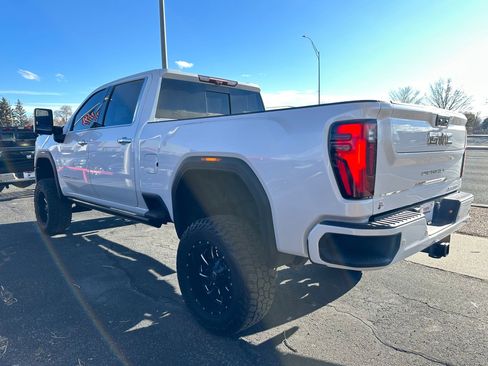 Used 2024 GMC Sierra 2500 Denali Ultimate w/ Max Trailering Package image 2