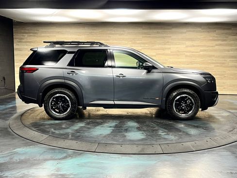 Used 2024 Nissan Pathfinder Rock Creek AWD/4WD image 22