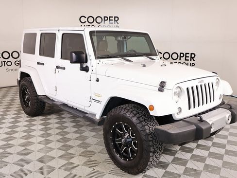 Used 2015 Jeep Wrangler Unlimited Sahara w/ Connectivity Group image 1