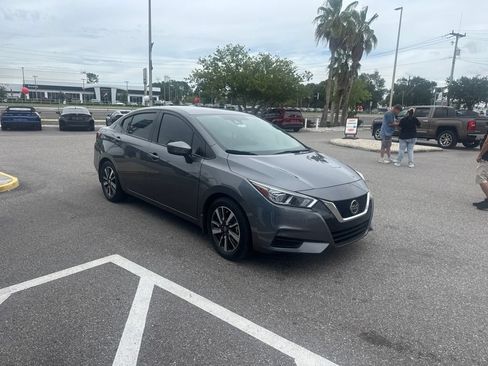 Used 2022 Nissan Versa SV w/ Trunk Package FWD image 3