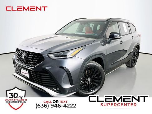 Used 2025 Toyota Highlander Limited AWD/4WD image 1
