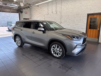 Used 2026 Toyota Highlander Limited